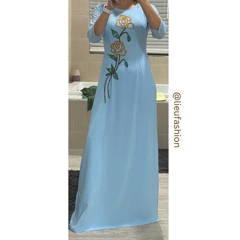 🧧 Vietnamese Traditional Dress (Áo Dài)